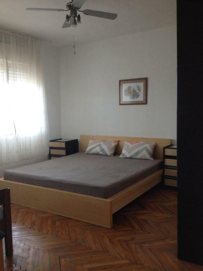 Apartments Dubravka Pirovac Exterior foto